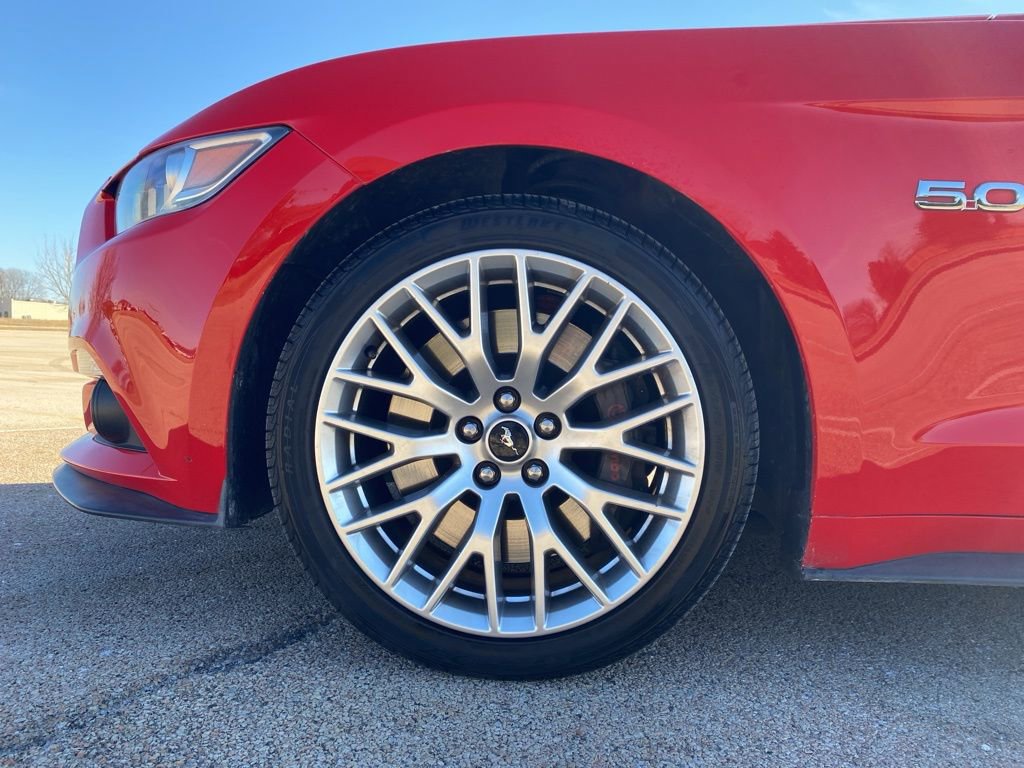 Used 2017 Ford Mustang GT Premium w/ GT Performance Package image 18