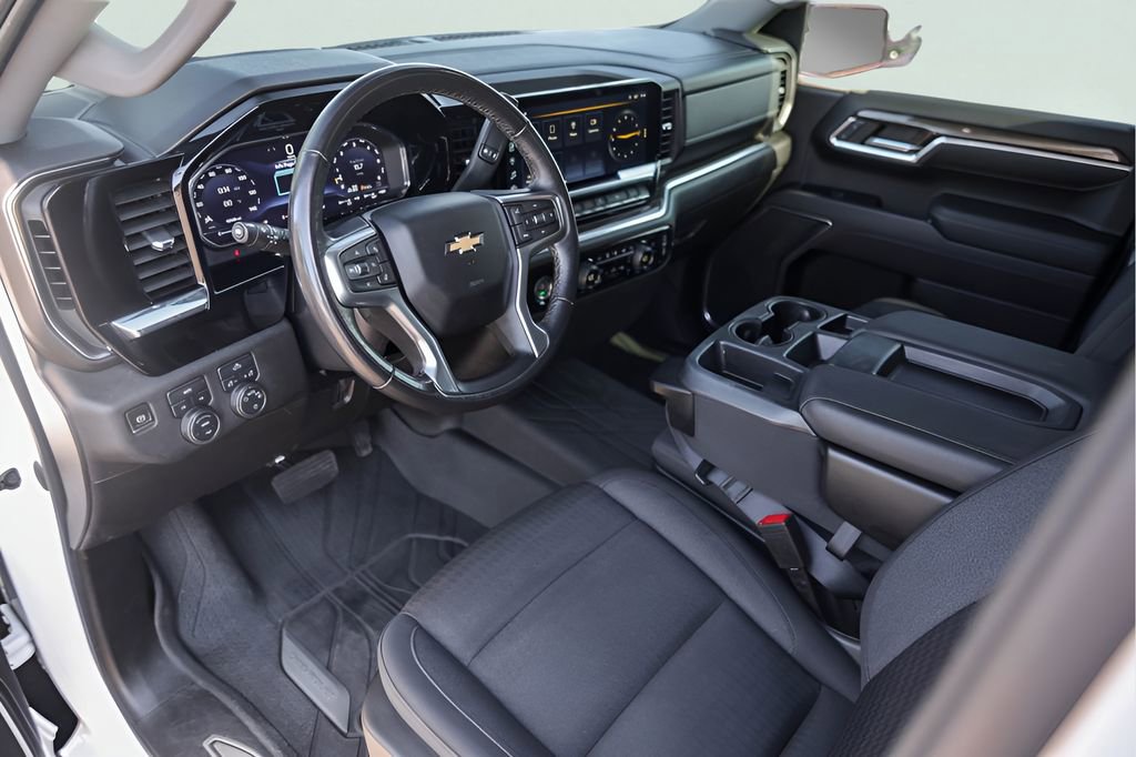 Used 2023 Chevrolet Silverado 1500 LT w/ Work Truck Package AWD/4WD image 13