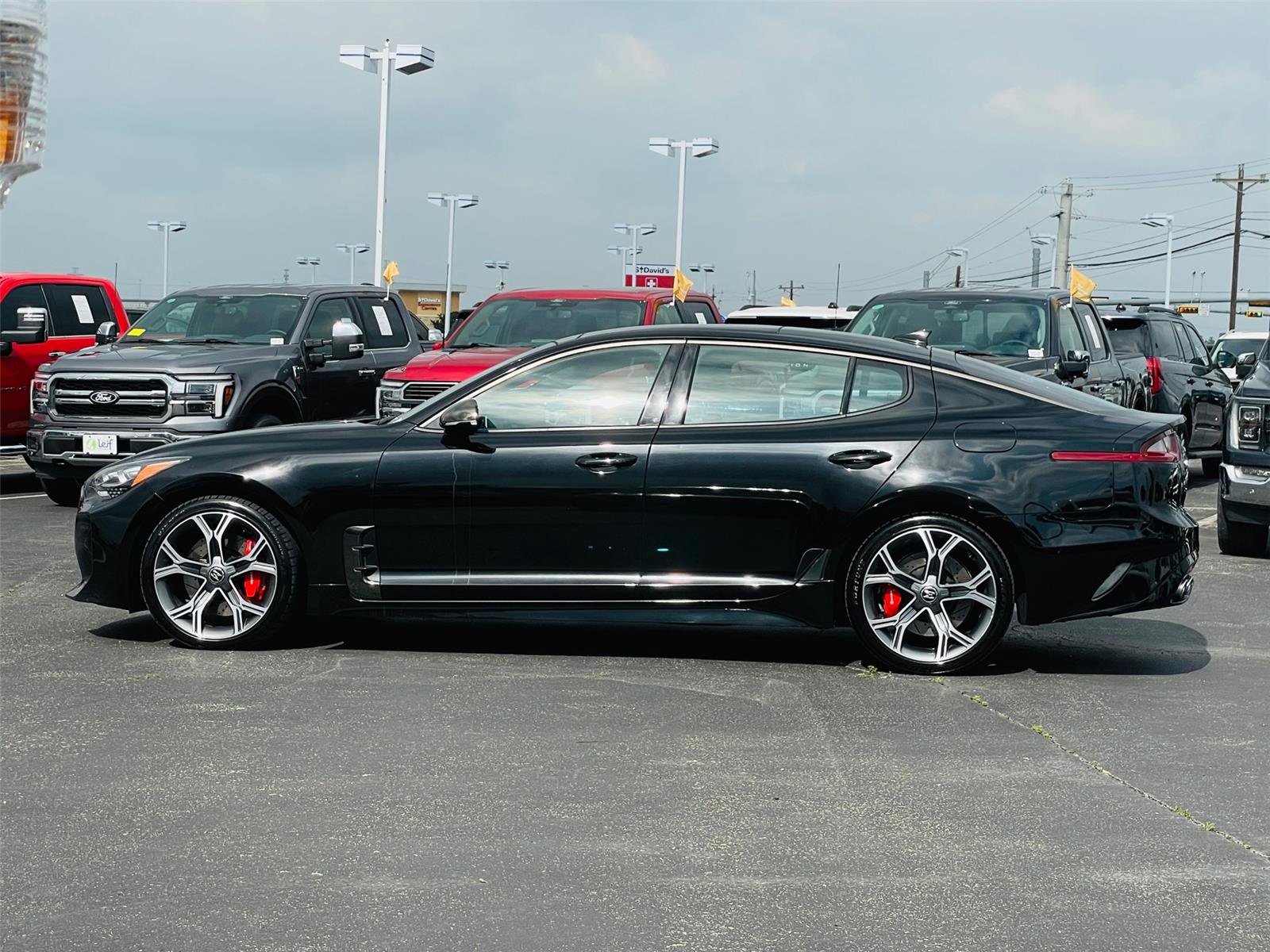 Used 2021 Kia Stinger GT1 RWD image 6