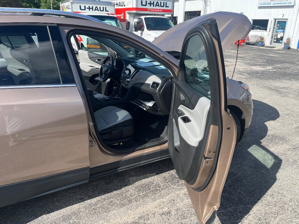 Used 2019 Chevrolet Equinox LT image 19