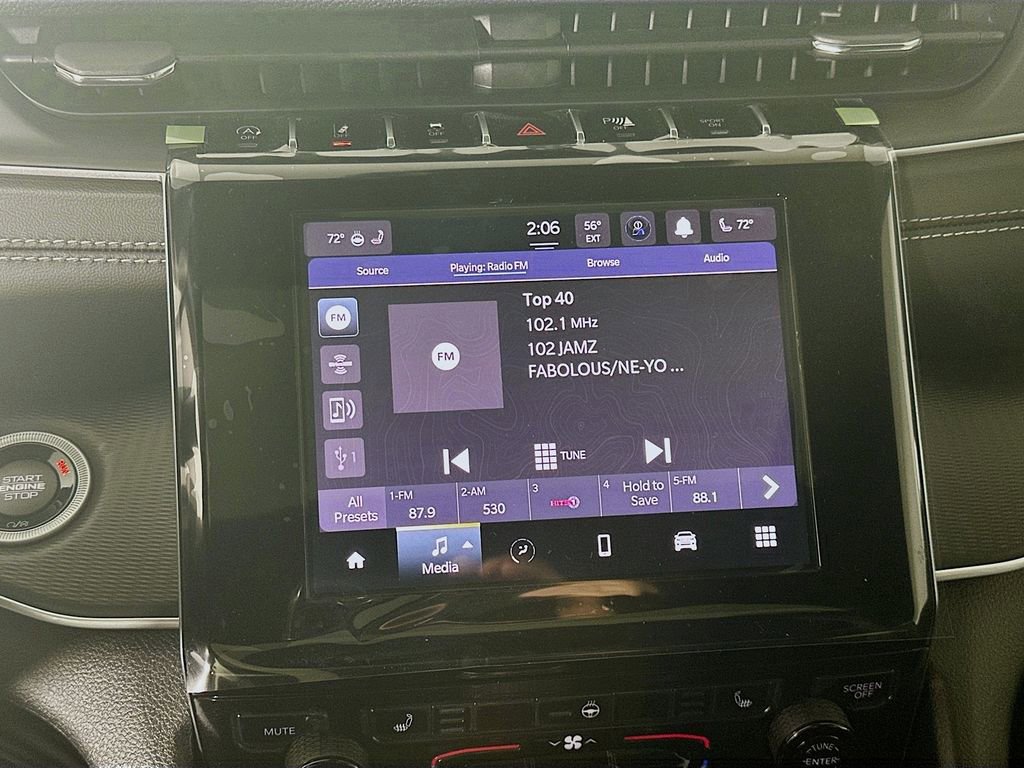 New 2025 Jeep Grand Cherokee Laredo X w/ Luxury Tech Group I image 13