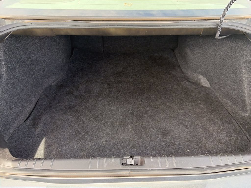 Used 2013 Chevrolet Impala LT w/ LT Sunroof Package FWD image 28