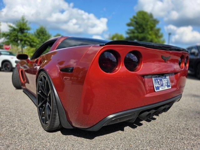 Used 2006 Chevrolet Corvette Coupe w/ Preferred Equipment Group RWD image 18