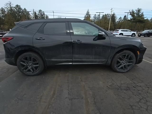 Used 2024 Chevrolet Blazer RS w/ Enhanced Convenience Package image 2