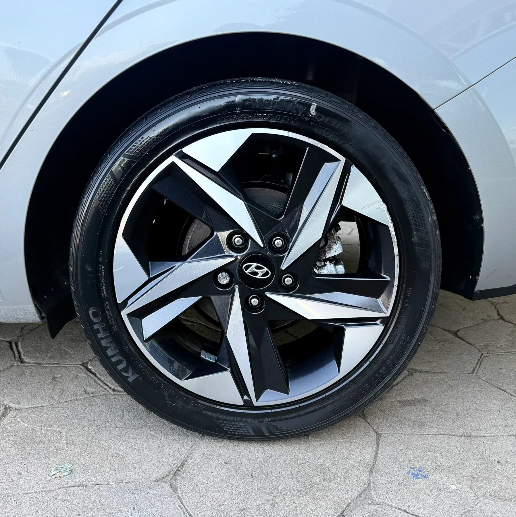 Used 2021 Hyundai Elantra Limited w/ Cargo Package FWD image 45