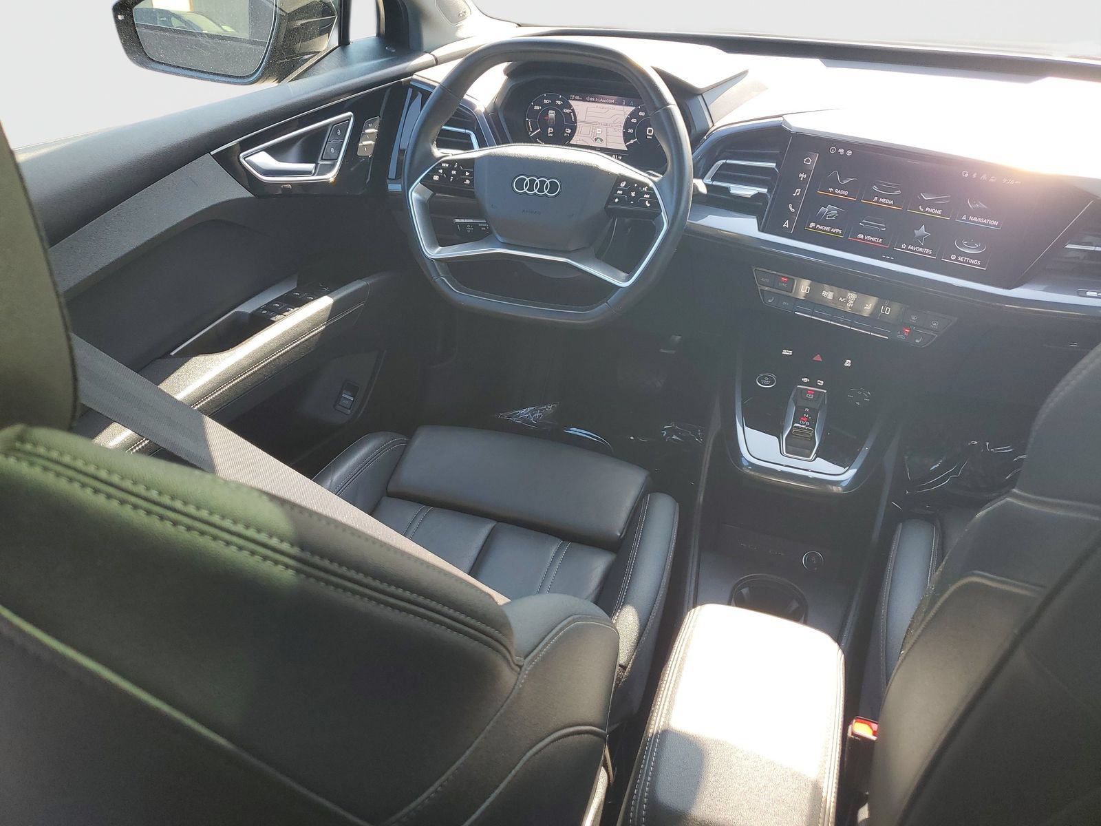 Used 2023 Audi Q4 e-tron Premium Plus w/ Premium Plus AWD/4WD image 11