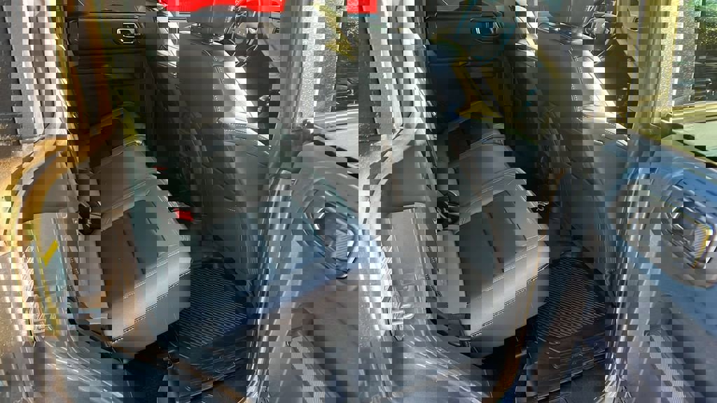 Used 2024 Ford Bronco Outer Banks image 19