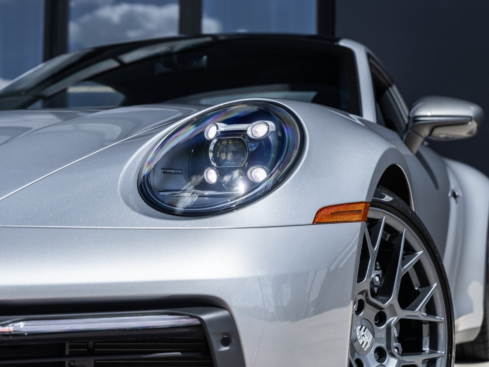 Certified 2023 Porsche 911 Carrera T RWD image 18
