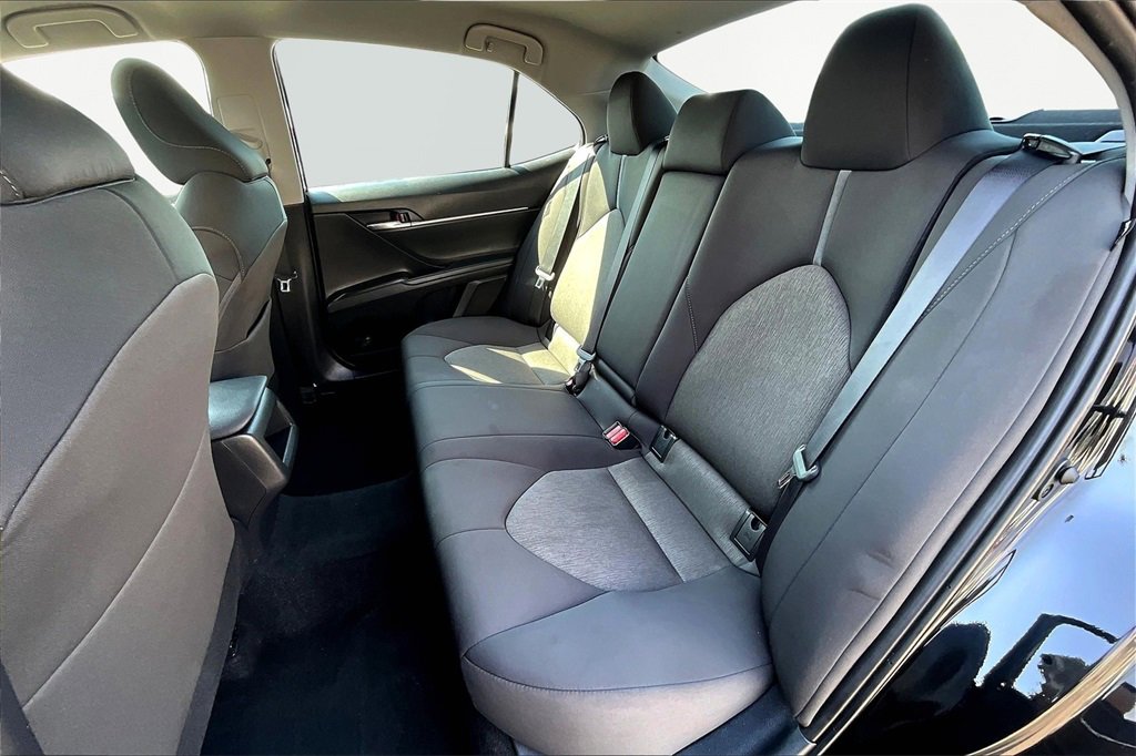 Used 2024 Toyota Camry LE image 25