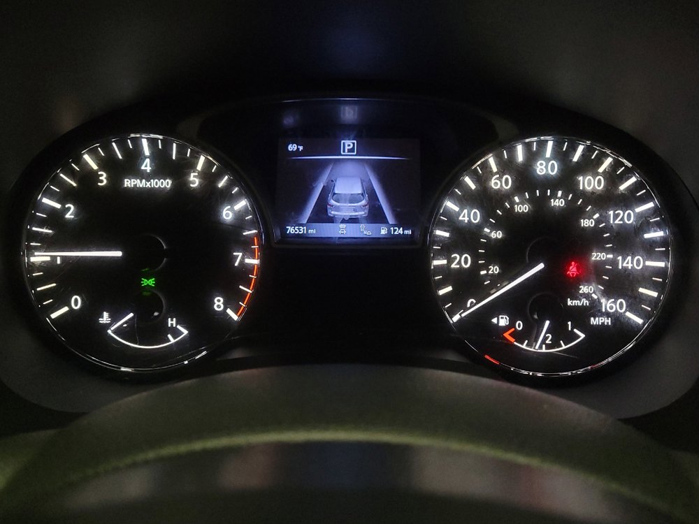 Used 2019 Nissan Pathfinder SL w/ Cargo Package FWD image 23