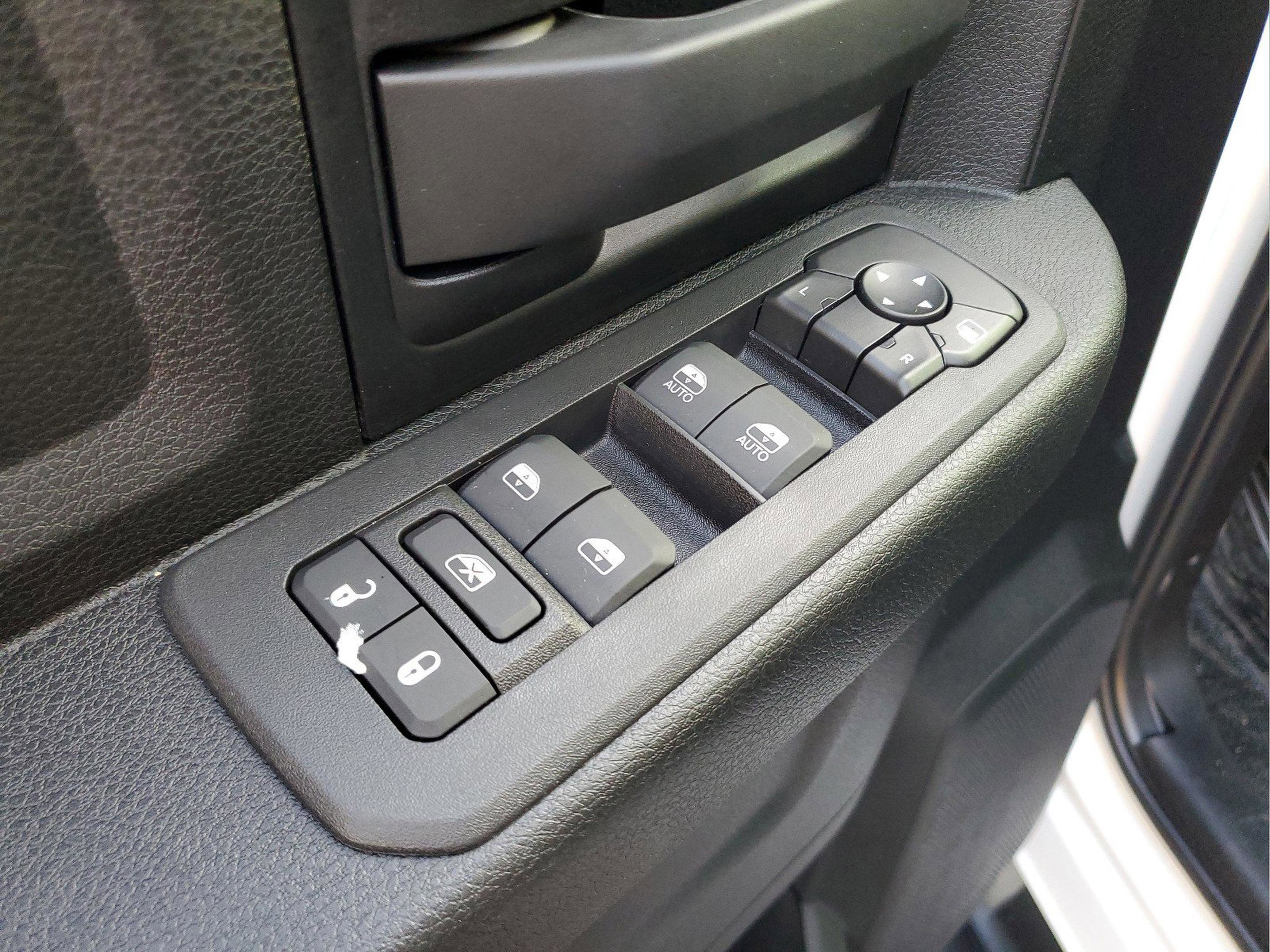 New 2026 RAM 5500 Tradesman AWD/4WD image 13