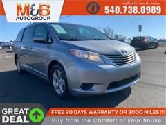 Used 2016 Toyota Sienna LE image 1