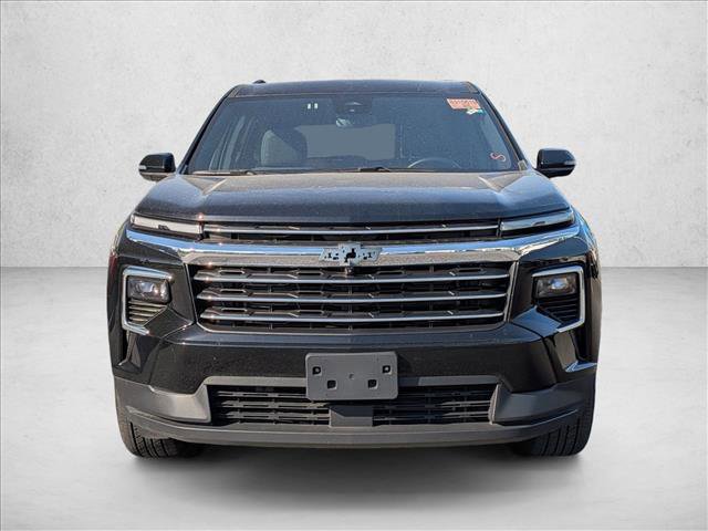 Used 2024 Chevrolet Traverse LT FWD video 2