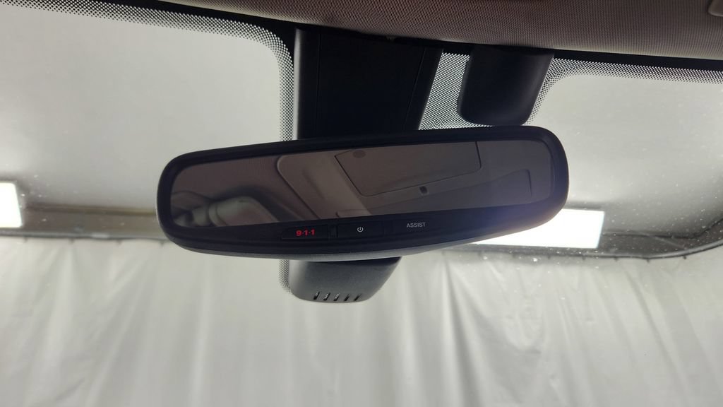 Used 2017 Chrysler Pacifica Touring-L Plus FWD image 36