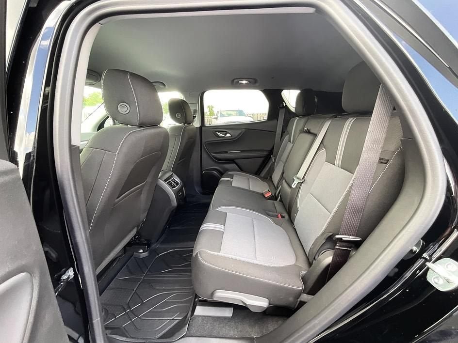 New 2026 Chevrolet Blazer LT w/ Convenience Package AWD/4WD image 25