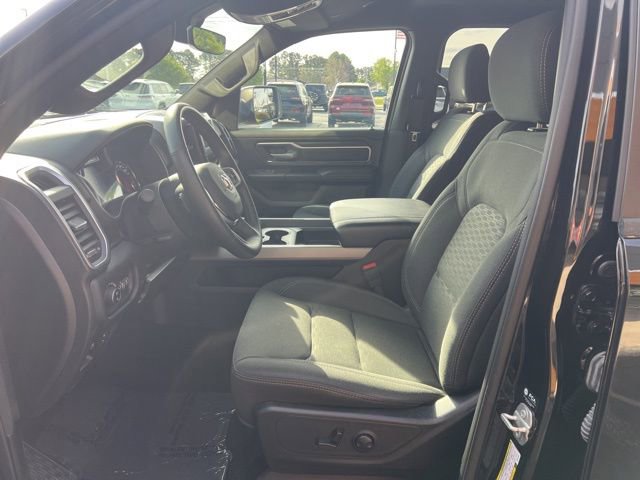 Used 2025 RAM 1500 Big Horn AWD/4WD image 7