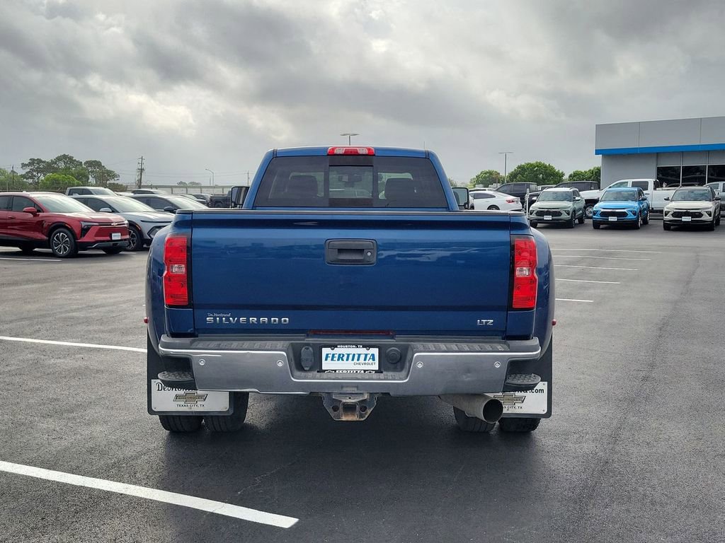 Used 2018 Chevrolet Silverado 3500 LTZ w/ Duramax Plus Package image 16