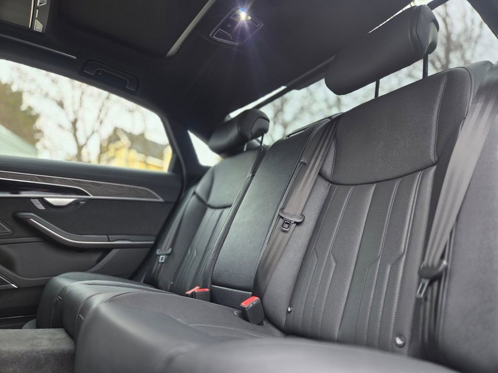 Used 2023 Audi A8 L 3.0T w/ Executive Package image 22