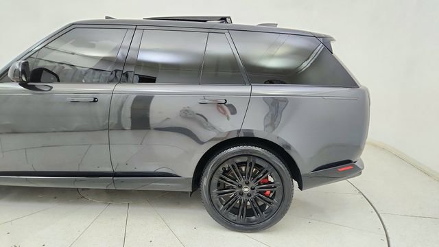 Used 2023 Land Rover Range Rover SE AWD/4WD image 10