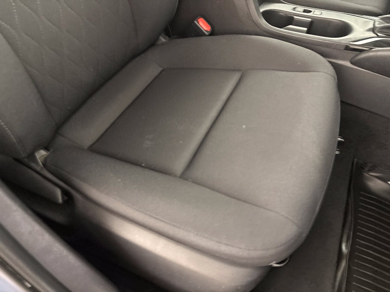 Used 2025 Toyota Corolla LE FWD image 29