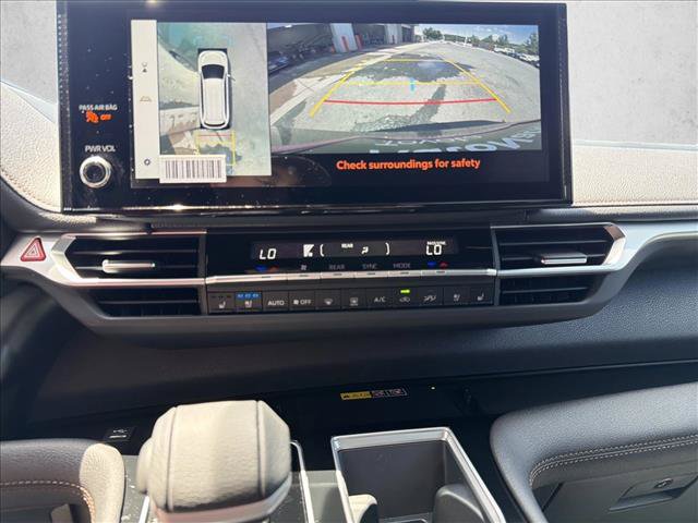 New 2026 Toyota Sienna Platinum AWD/4WD image 18