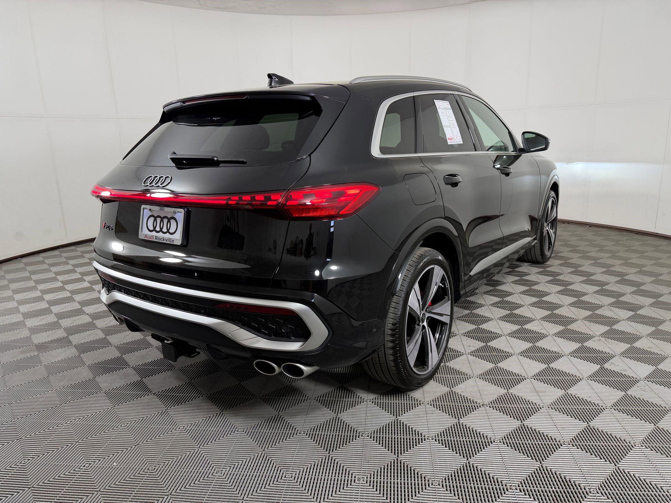 New 2026 Audi SQ5 Premium Plus AWD/4WD image 9