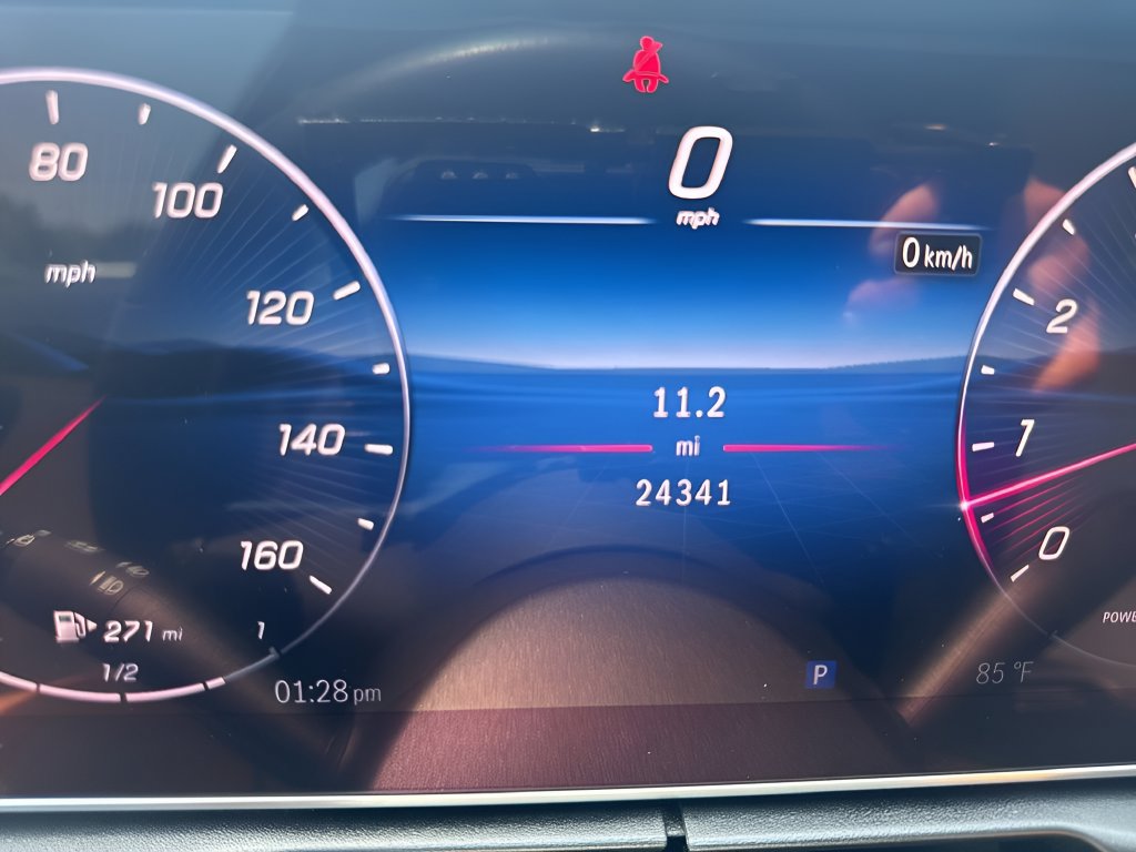 Used 2025 Mercedes-Benz C 300 Sedan image 21