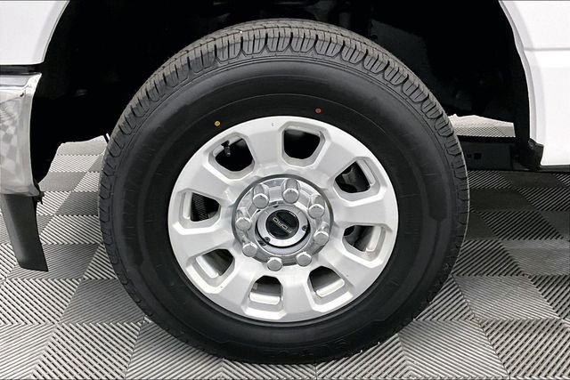 Used 2023 Ford F350 XLT image 10