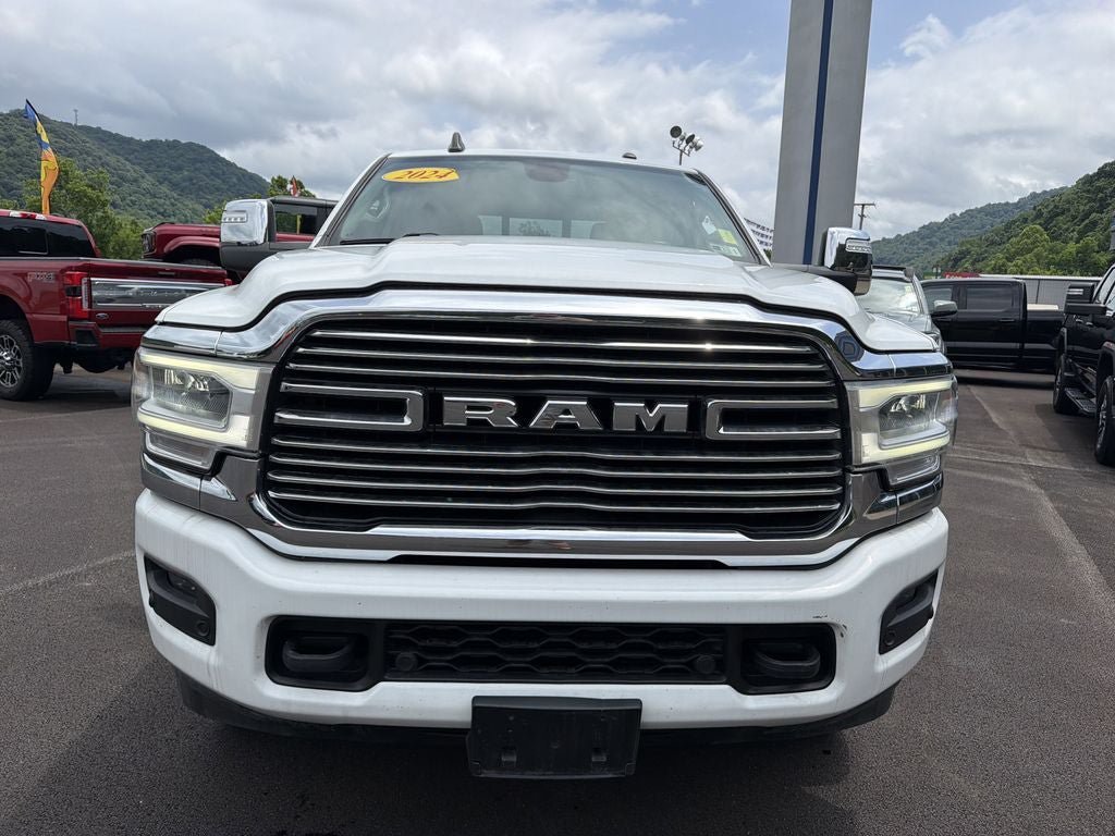 Used 2024 RAM 2500 Laramie AWD/4WD image 11