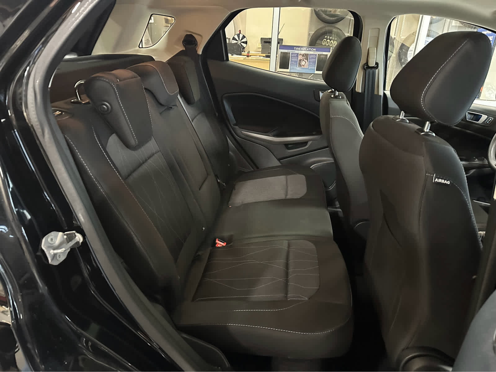 Used 2022 Ford EcoSport SE w/ SE Convenience Package image 37