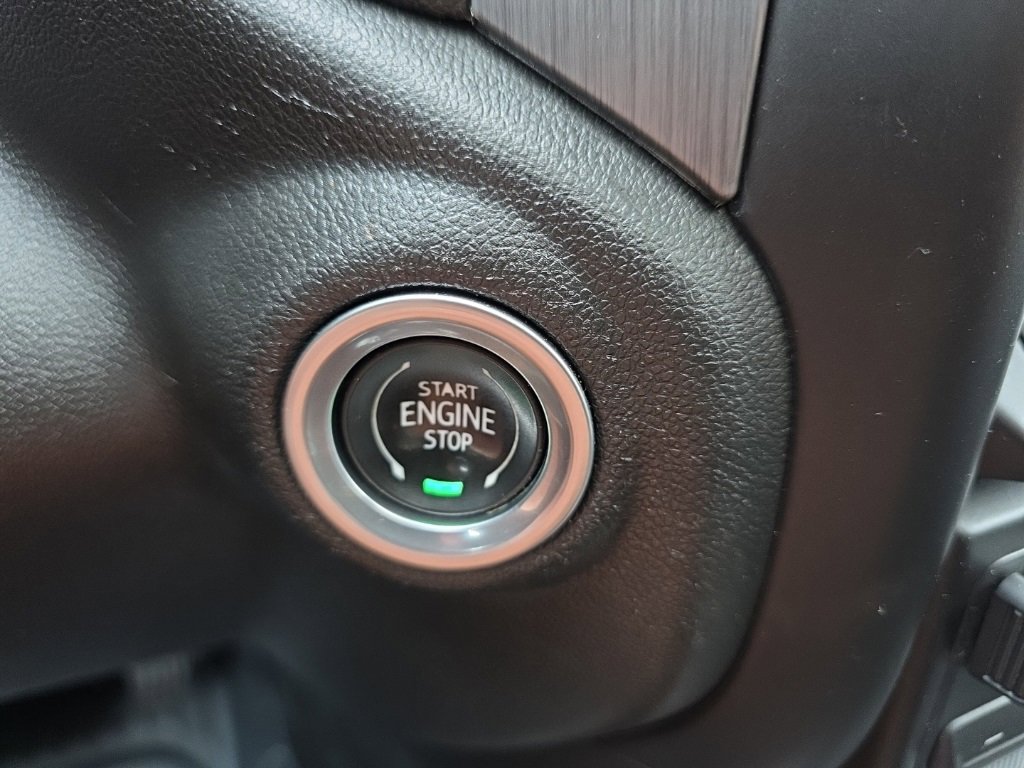 Used 2023 GMC Sierra 3500 Denali w/ Denali Ultimate Package image 41