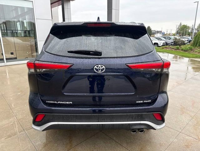Used 2023 Toyota Highlander XSE AWD/4WD image 5