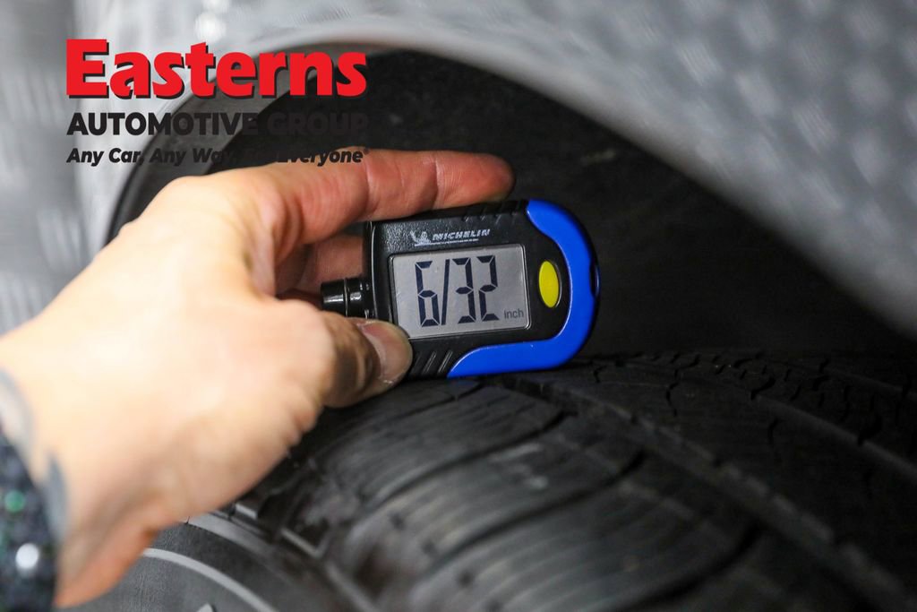 Used 2023 Porsche Macan T image 27