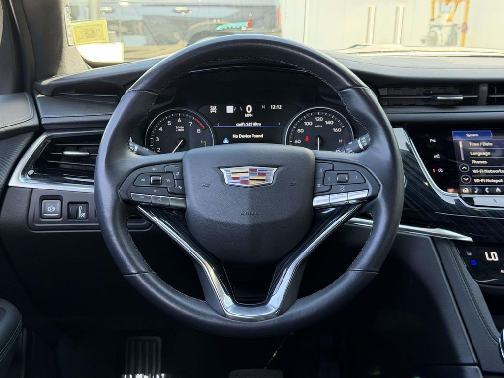 Certified 2025 Cadillac XT6 Premium Luxury w/ Technology Package AWD/4WD image 22