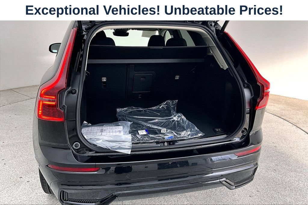 New 2026 Volvo XC60 B5 Plus w/ Climate Package AWD/4WD image 44