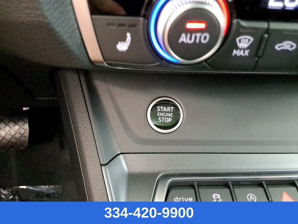 Used 2025 Audi Q3 2.0T Premium w/ Convenience Package image 17