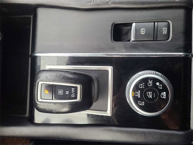 Used 2023 Mitsubishi Outlander SE image 31