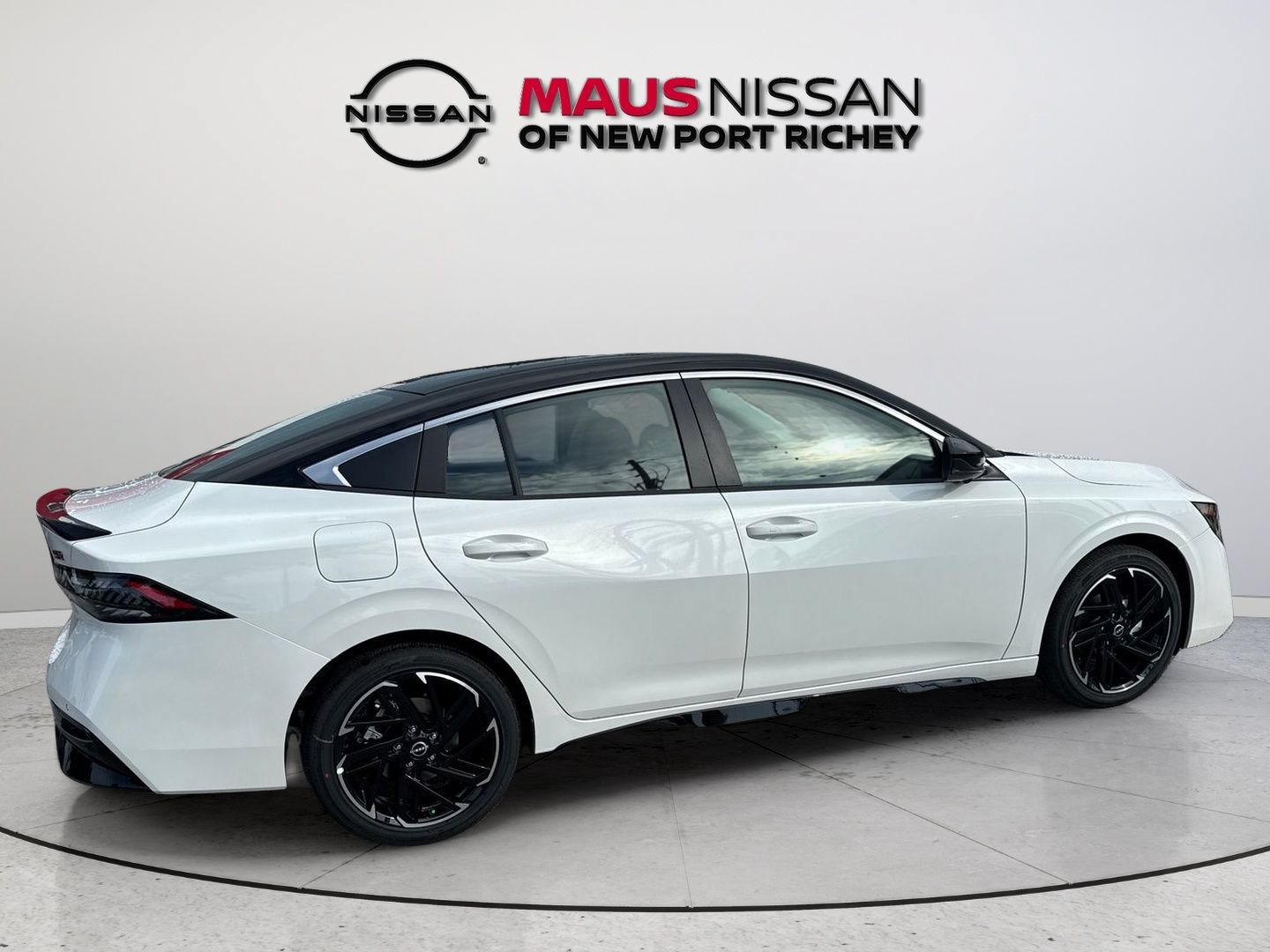 New 2026 Nissan Sentra SR w/ SR Premium Package FWD image 13