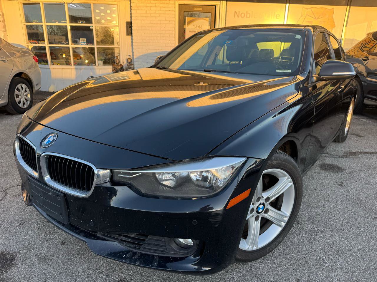 Used 2013 BMW 328i Sedan RWD image 1