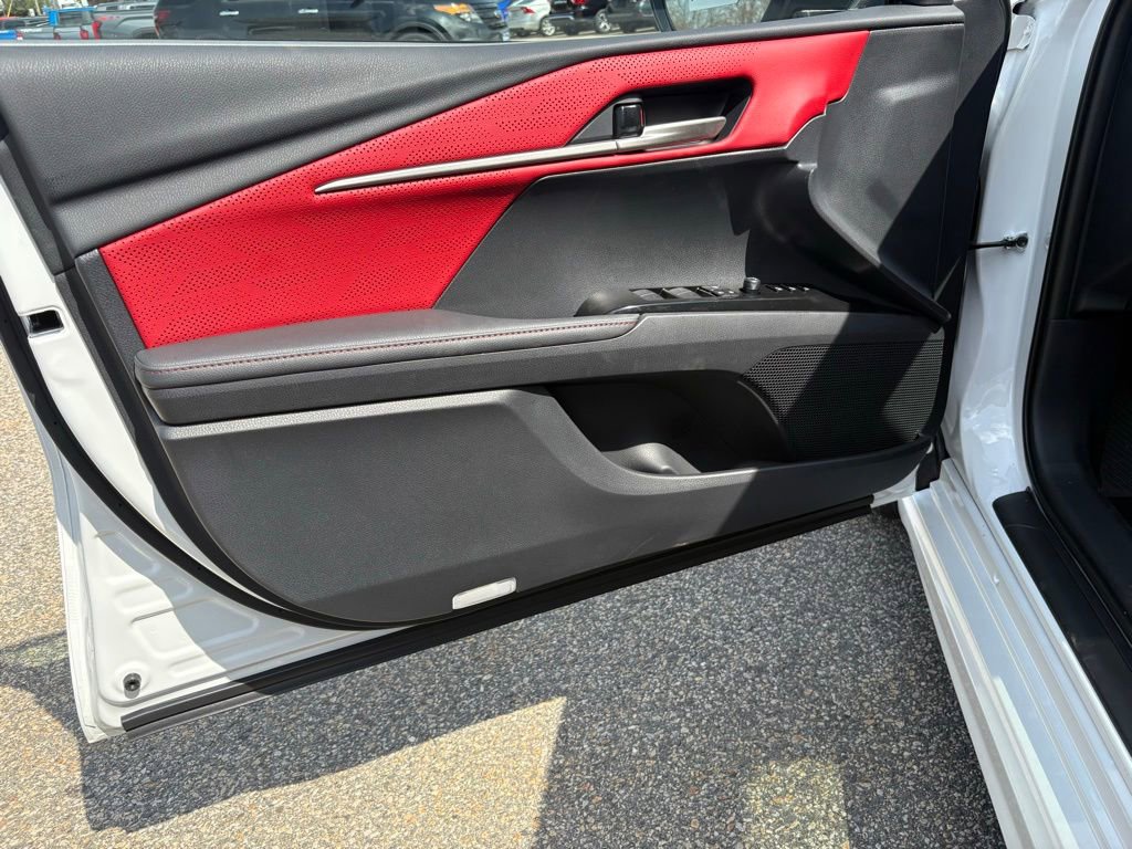 New 2026 Toyota Camry XSE AWD/4WD image 40