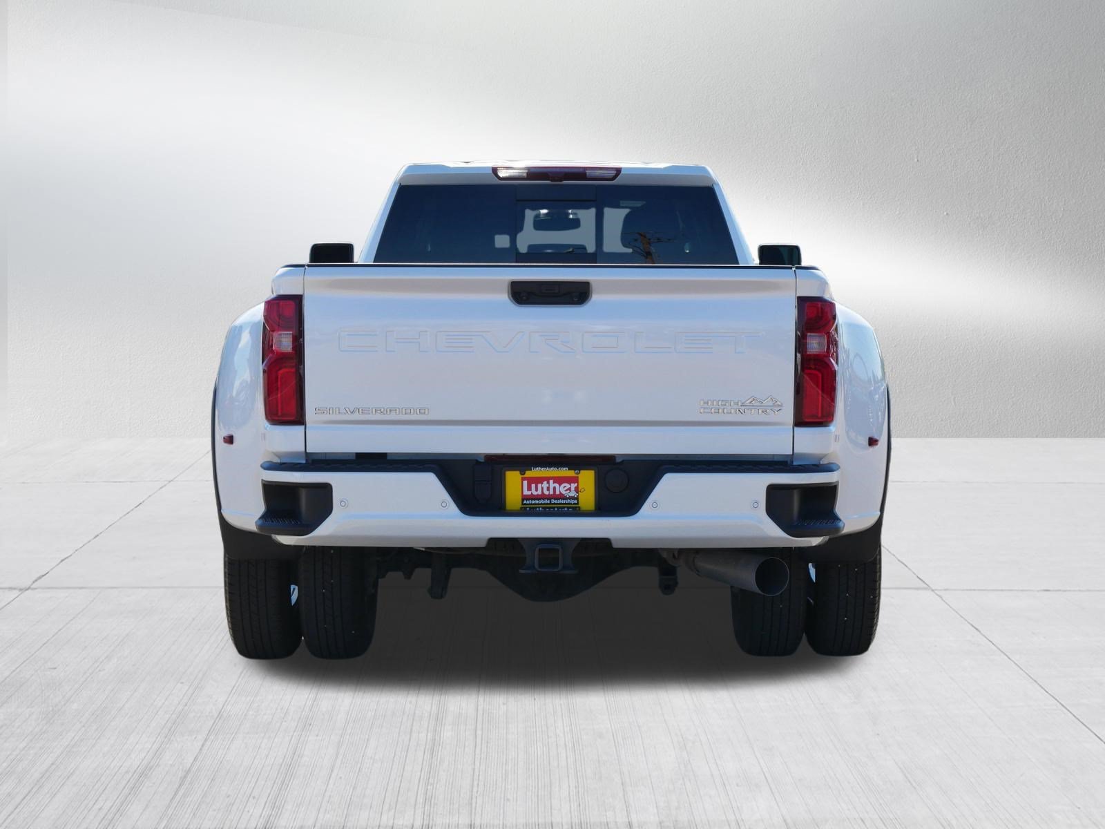 Used 2022 Chevrolet Silverado 3500 High Country AWD/4WD image 6