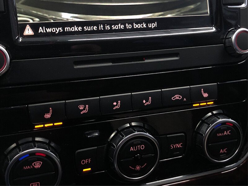 Used 2013 Volkswagen Passat 2.5 SEL FWD image 23