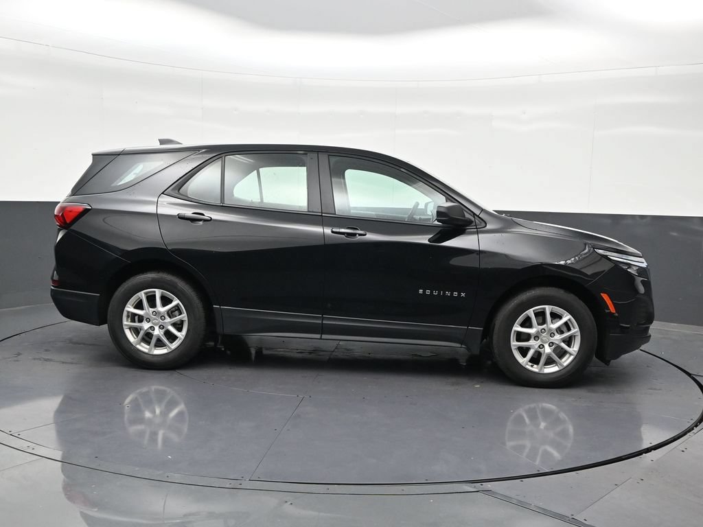 Used 2024 Chevrolet Equinox LS w/ Driver Confidence II Package FWD image 7