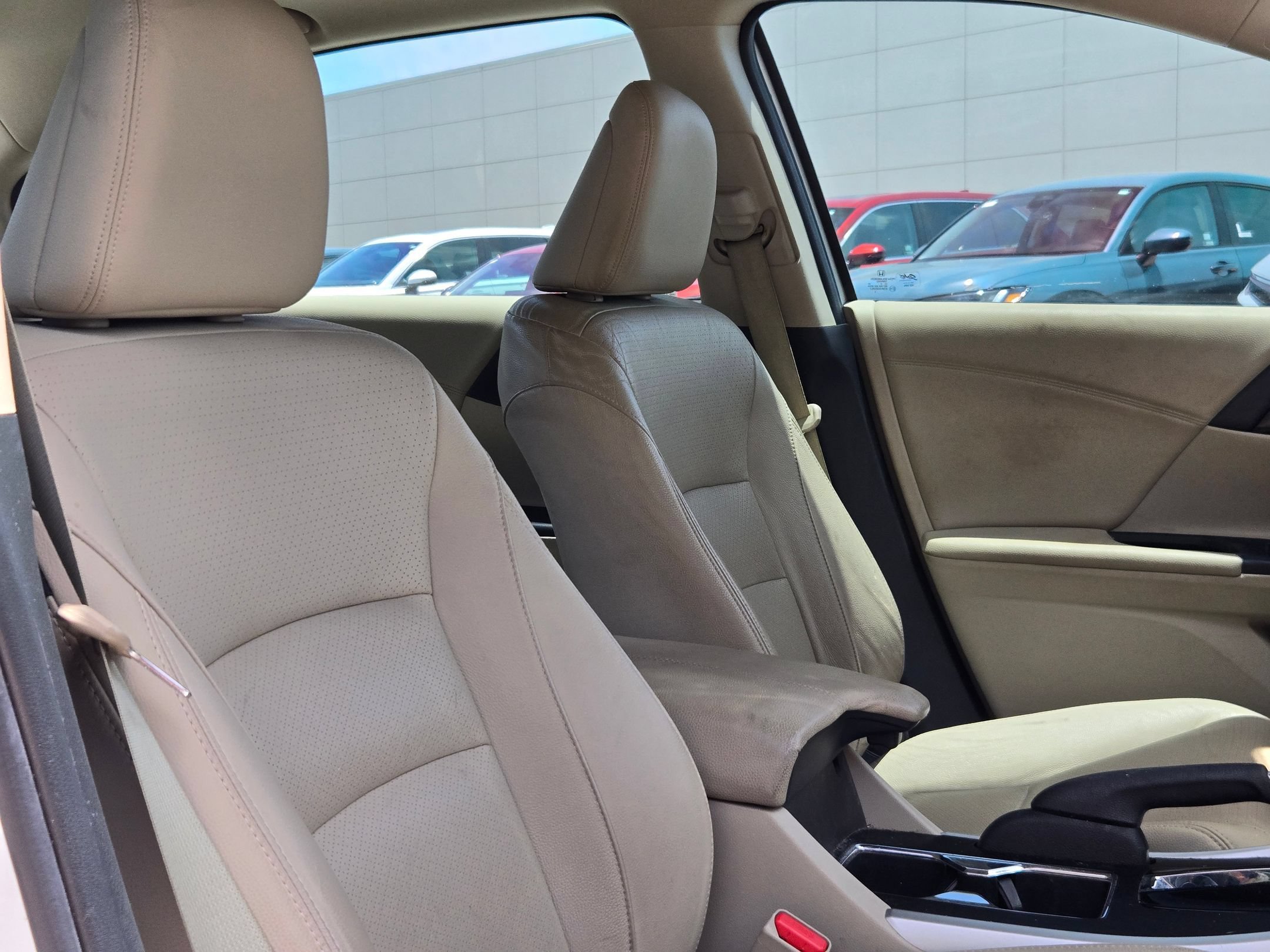 Used 2014 Honda Accord EX-L image 30