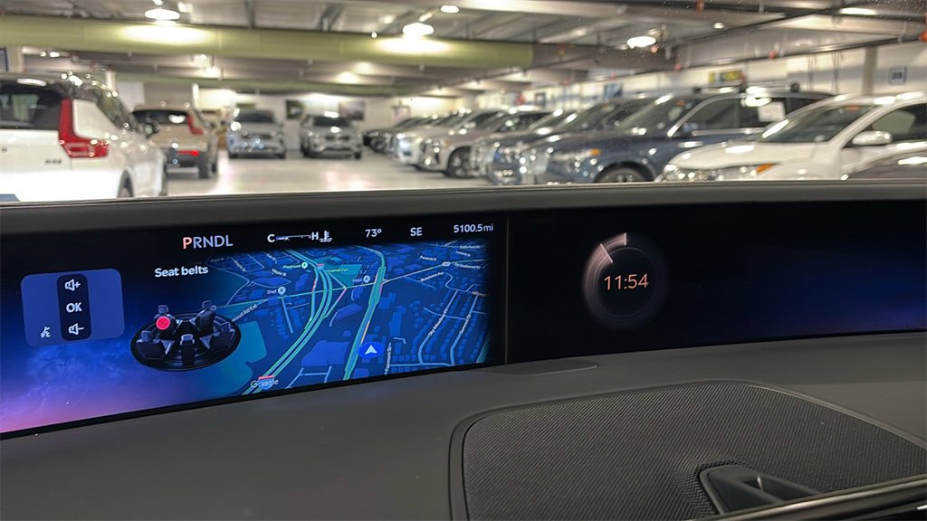 Used 2025 Lincoln Nautilus Premier w/ Equipment Group 102A image 20