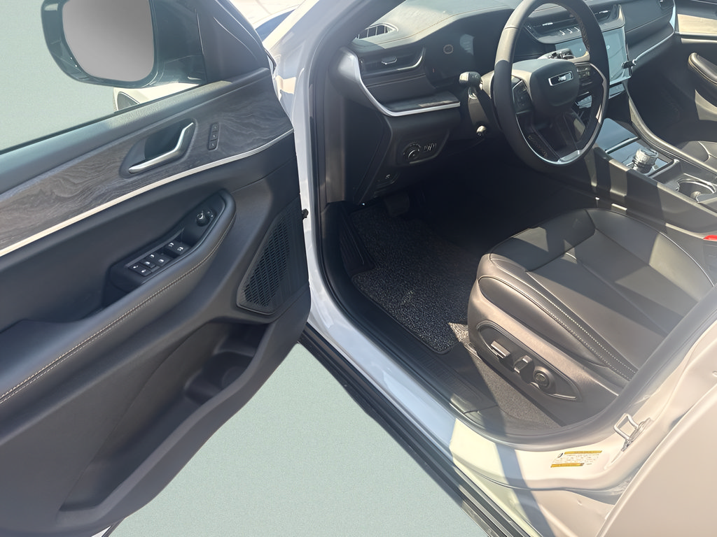 New 2026 Jeep Grand Cherokee L Limited AWD/4WD image 17