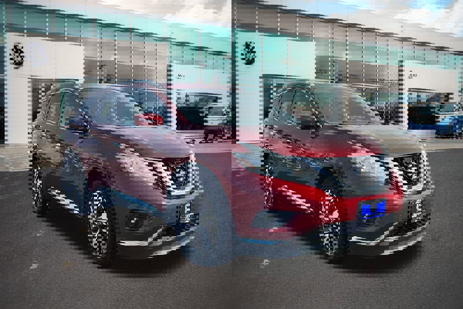 Used 2018 Nissan Murano Platinum w/ Cargo Package image 3