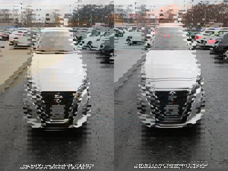 Used 2019 Nissan Altima 2.5 S image 2