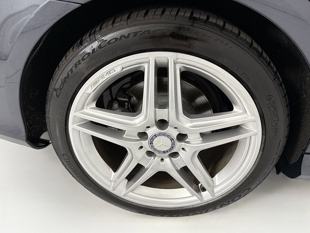 Used 2014 Mercedes-Benz E 350 4MATIC Sedan image 32