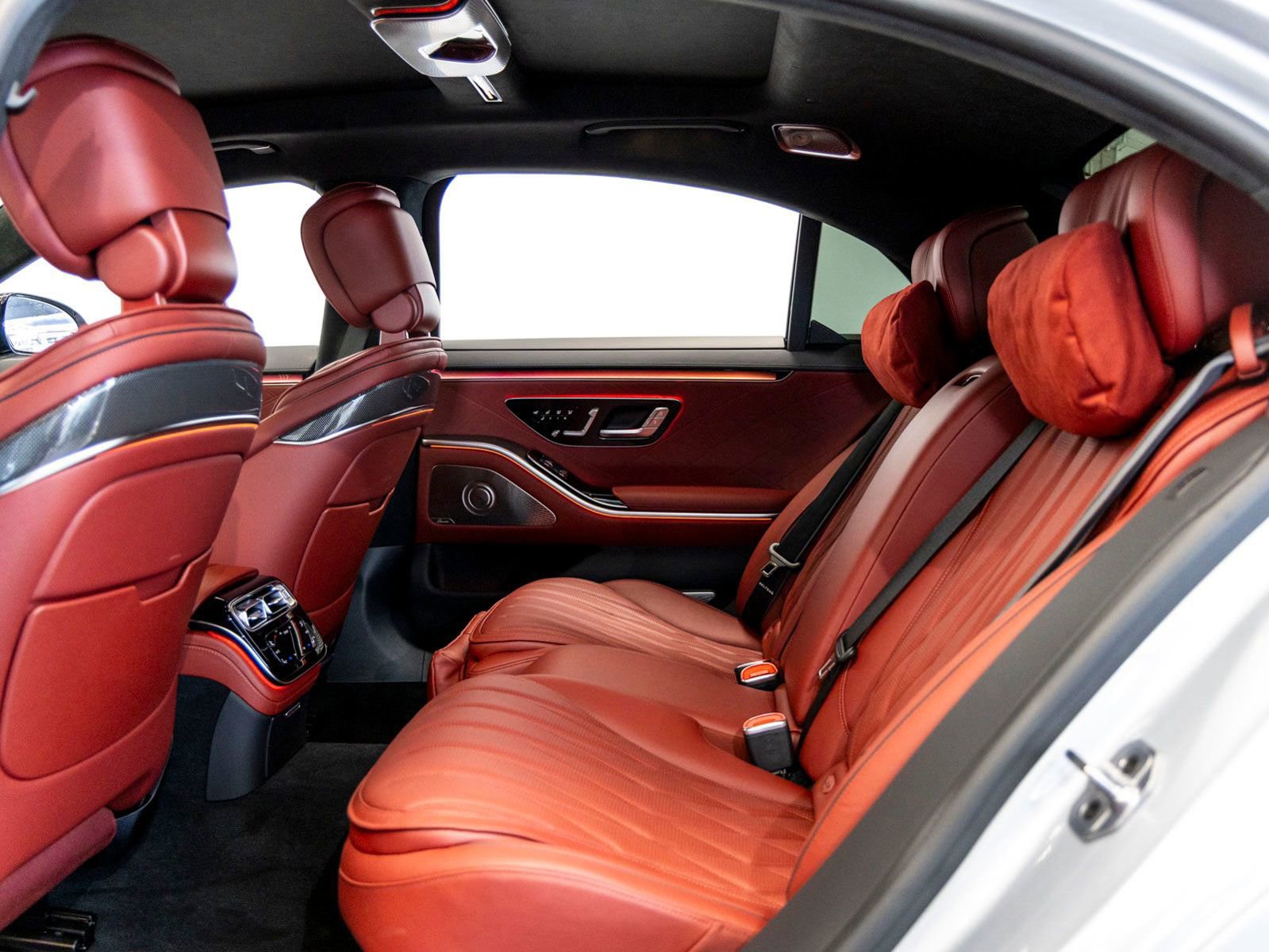 Used 2026 Mercedes-Benz S 63 AMG S image 21